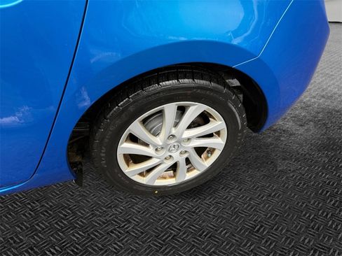 Used 2012 MAZDA MAZDA3 i Touring image 11