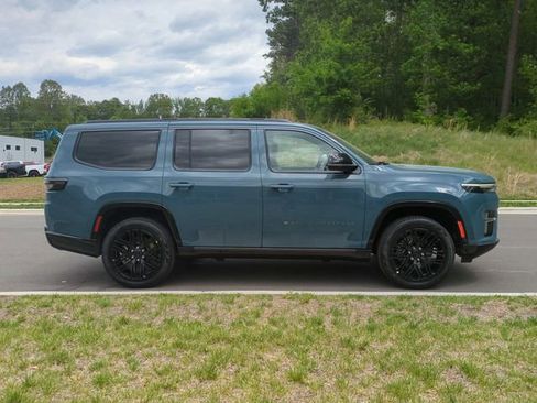 New 2026 Jeep Grand Wagoneer Limited AWD/4WD image 14