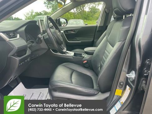 Used 2021 Toyota RAV4 XLE Premium AWD/4WD image 17