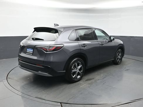 Used 2024 Honda HR-V EX-L image 6