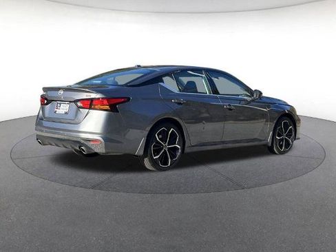 Certified 2025 Nissan Altima 2.5 SR w/ SR Premium Package image 24