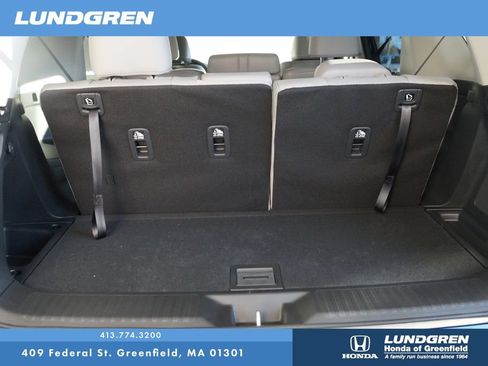 Used 2025 Honda Pilot EX-L image 32