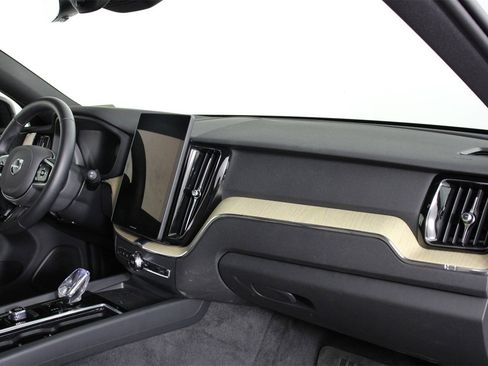 Used 2026 Volvo XC60 B5 Plus w/ Protection Package Premier image 22