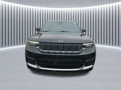 Used 2022 Jeep Grand Cherokee L Summit w/ Advanced Protech Group IV image 8