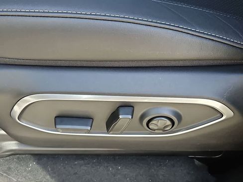 New 2026 Jeep Grand Wagoneer Limited AWD/4WD image 18