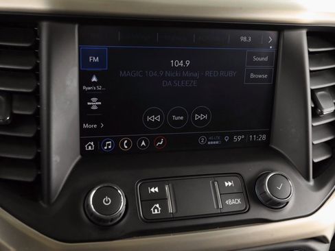 Used 2023 GMC Acadia Denali w/ Denali Technology Package image 38