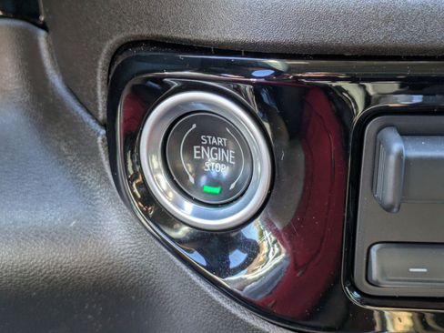 Used 2022 Chevrolet Silverado 1500 RST w/ Protection Package AWD/4WD image 21