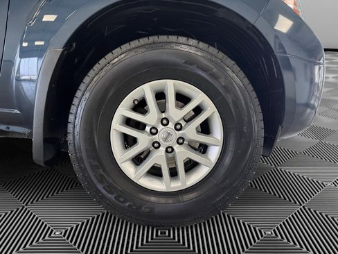 Used 2019 Nissan Frontier SV image 10