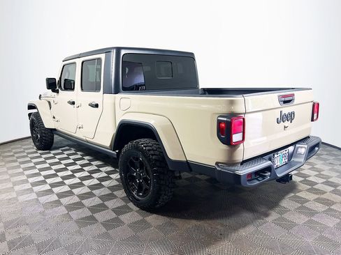 Used 2022 Jeep Gladiator Sport AWD/4WD image 6