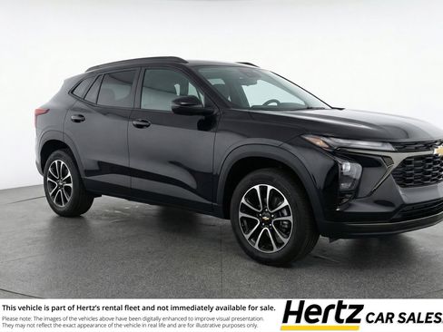 Used 2025 Chevrolet TrailBlazer LT image 1