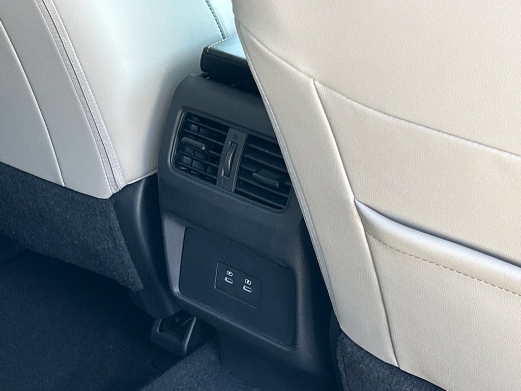 Certified 2024 Nissan Rogue SL FWD image 50