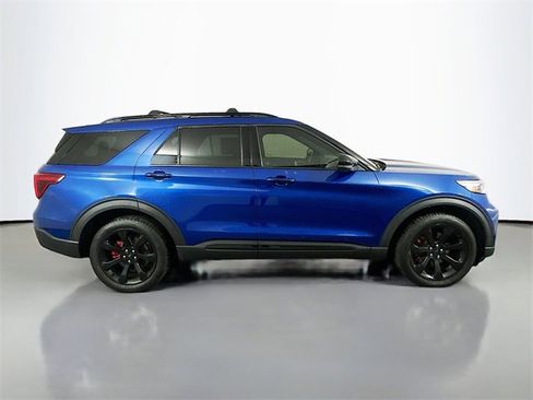 Used 2020 Ford Explorer ST w/ ST Street Pack image 8