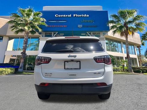 Used 2023 Jeep Compass Latitude AWD/4WD image 6