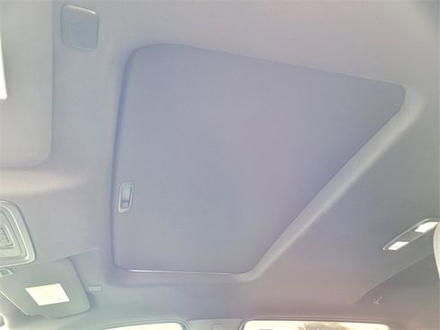 Used 2022 GMC Sierra 1500 AT4 w/ AT4 Carbonpro Edition image 12