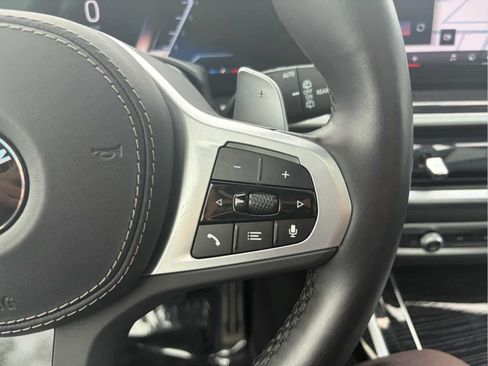 Used 2024 BMW X7 xDrive40i w/ Executive Package AWD/4WD image 17