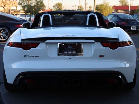 Used 2018 Jaguar F-TYPE Convertible image 14