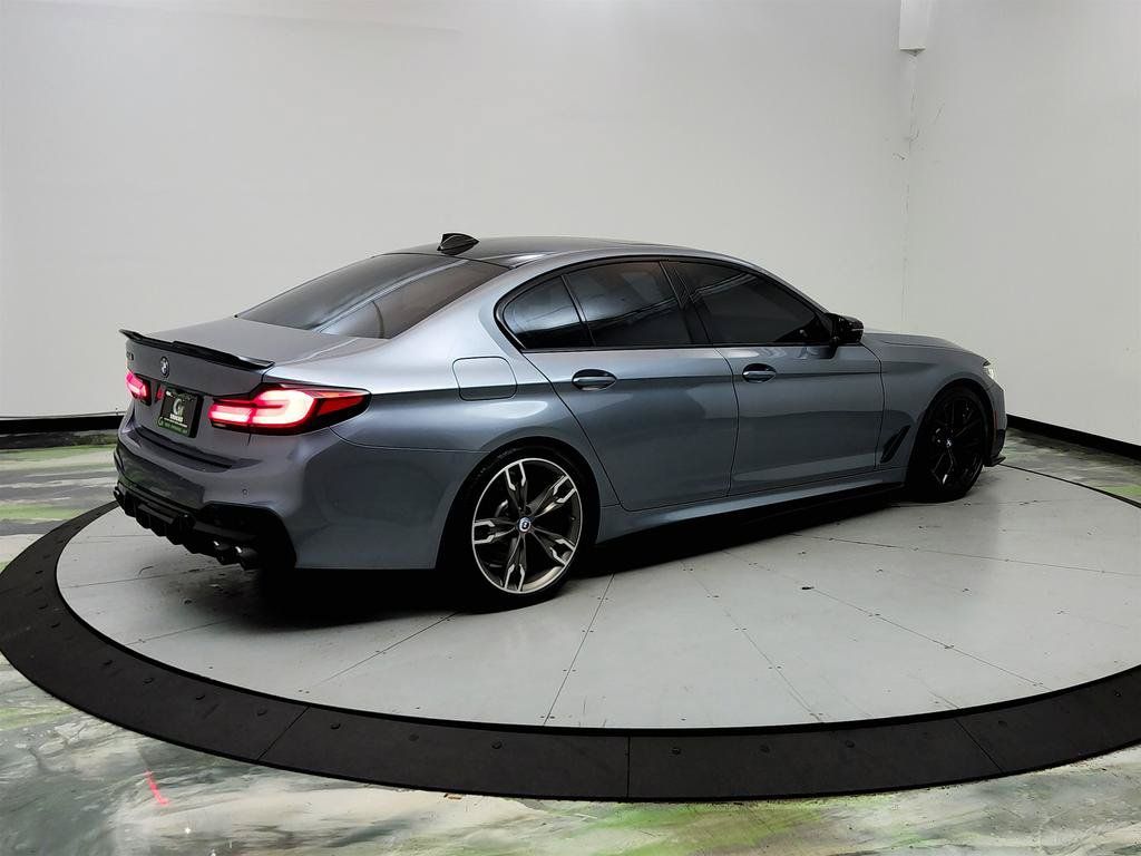 Used 2020 BMW M550i xDrive AWD/4WD image 5