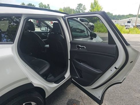 Used 2023 Kia Sportage SX FWD image 14