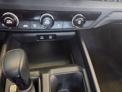 Certified 2023 Honda Accord LX image 35
