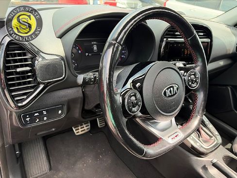 Used 2020 Kia Soul GT-Line Turbo FWD image 22