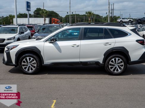 Certified 2025 Subaru Outback Premium AWD/4WD image 6