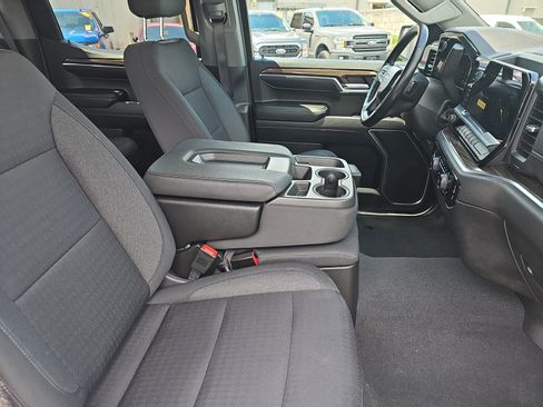 Used 2023 Chevrolet Silverado 1500 LT AWD/4WD image 10