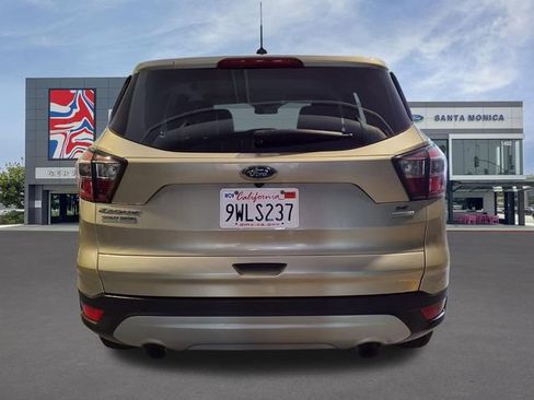 Used 2017 Ford Escape SE FWD image 23