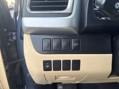 Used 2016 Toyota Highlander XLE w/ Protection Package #3 AWD/4WD image 14