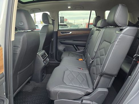 New 2026 Volkswagen Atlas SE image 17