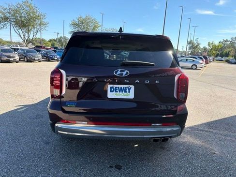 Used 2024 Hyundai Palisade Calligraphy FWD image 4