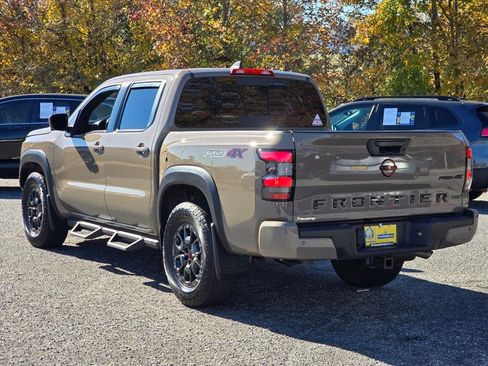 Used 2023 Nissan Frontier PRO-4X w/ Pro-4X Premium Package image 24