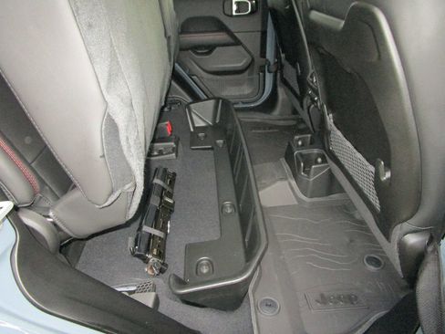 New 2026 Jeep Gladiator Rubicon image 17