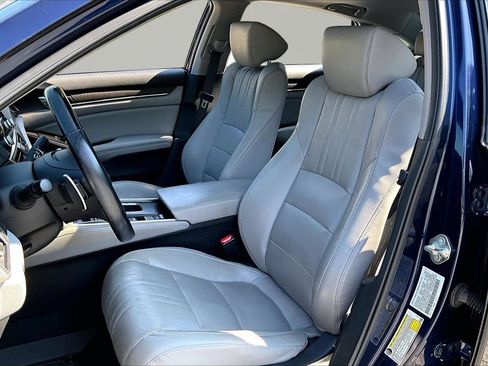 Used 2018 Honda Accord EX-L image 21