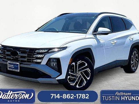 Certified 2025 Hyundai Tucson Limited FWD image 1