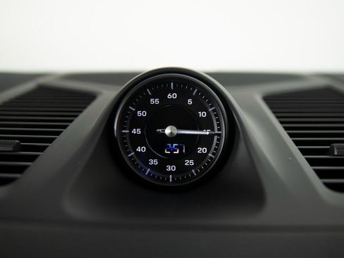 New 2026 Porsche Cayenne E-Hybrid Coupe image 23