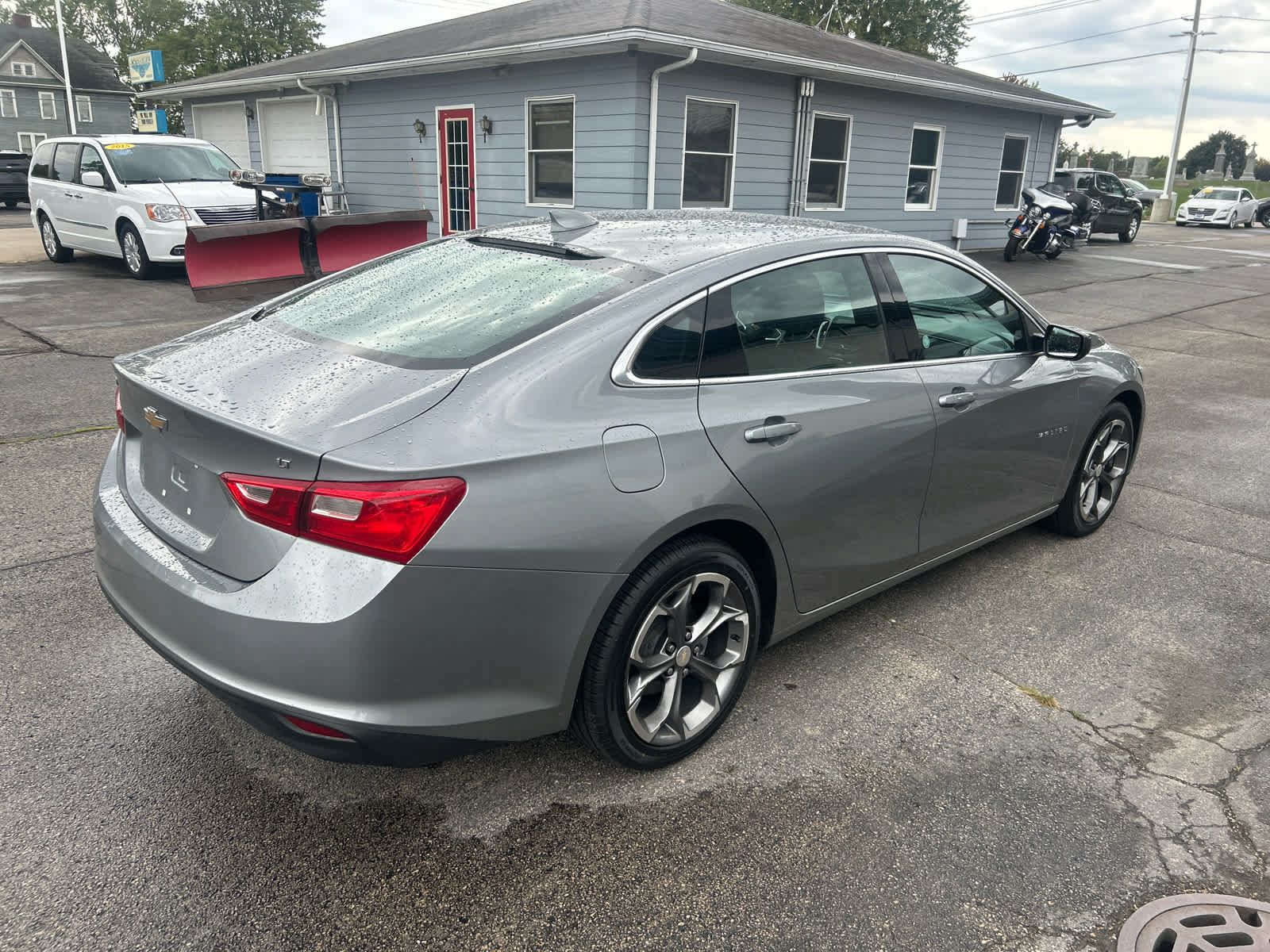 Used 2023 Chevrolet Malibu LT FWD image 3
