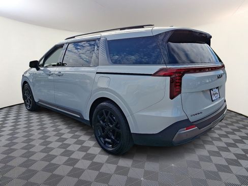 Certified 2026 Kia Carnival SX Prestige FWD image 4