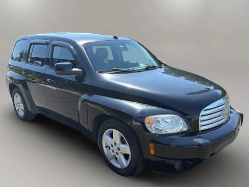 Used 2010 Chevrolet HHR LT FWD image 3
