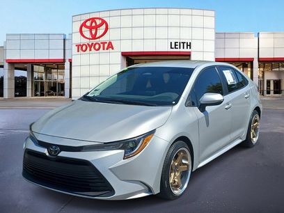 Used 2025 Toyota Corolla LE