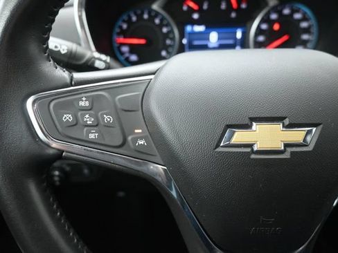 Used 2020 Chevrolet Equinox LT FWD image 25
