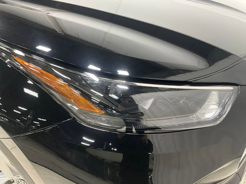 Used 2023 Toyota Highlander L image 26