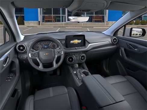 New 2025 Chevrolet Blazer LT w/ Sound & Technology Package image 15