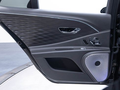 Used 2020 Bentley Flying Spur W12 AWD/4WD image 57