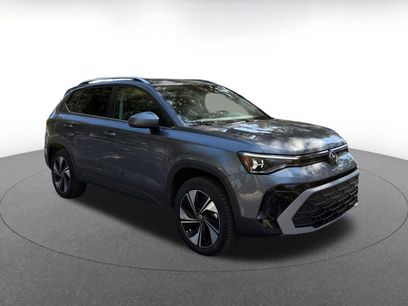 Used 2025 Volkswagen Taos SE