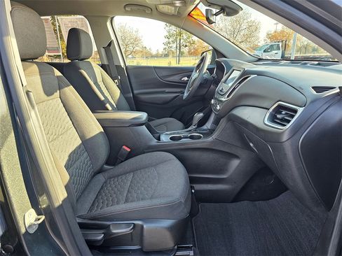 Used 2021 Chevrolet Equinox LT image 10