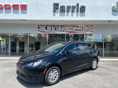New 2025 Chrysler Voyager LX