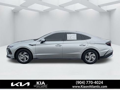 Used 2025 Hyundai Sonata SE image 6