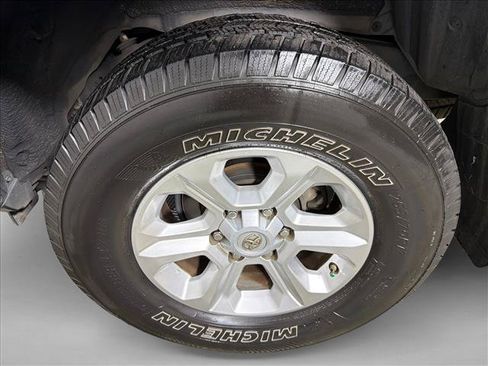Used 2016 Toyota 4Runner SR5 RWD image 20