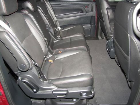 Certified 2023 Honda Odyssey Sport image 17