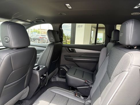 New 2026 Buick Enclave Sport Touring w/ Super Cruise Package FWD image 18